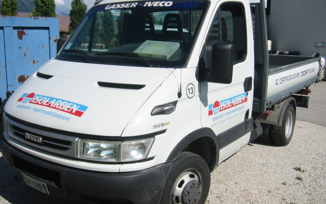 N. 1 IVECO DAILY CON CASSONE RIBALTABILE TRILATERALE